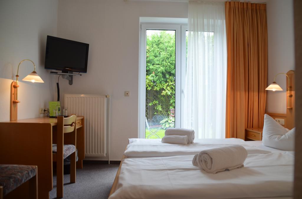 Gasthof Hotel-pension Pastow Garni 2*